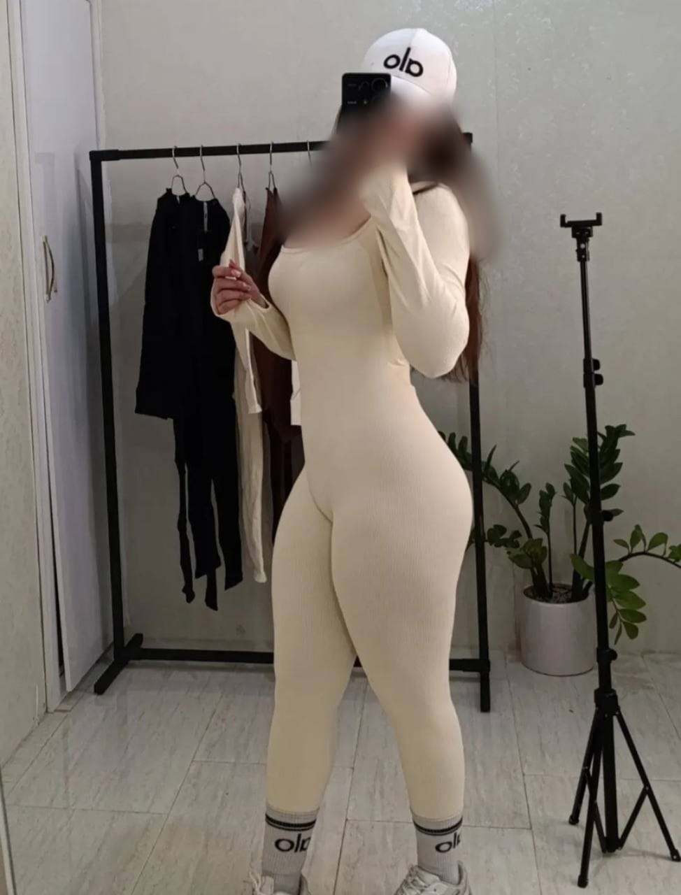 WhatsApp Image 2025-11-19 at 16.58.56 (1)